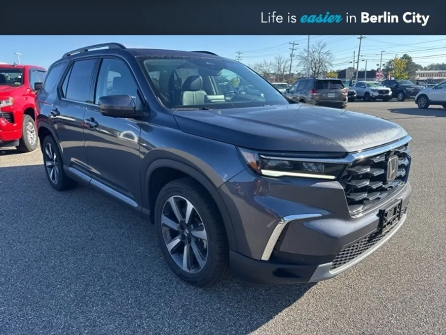 2023 Honda Pilot Elite photo 1