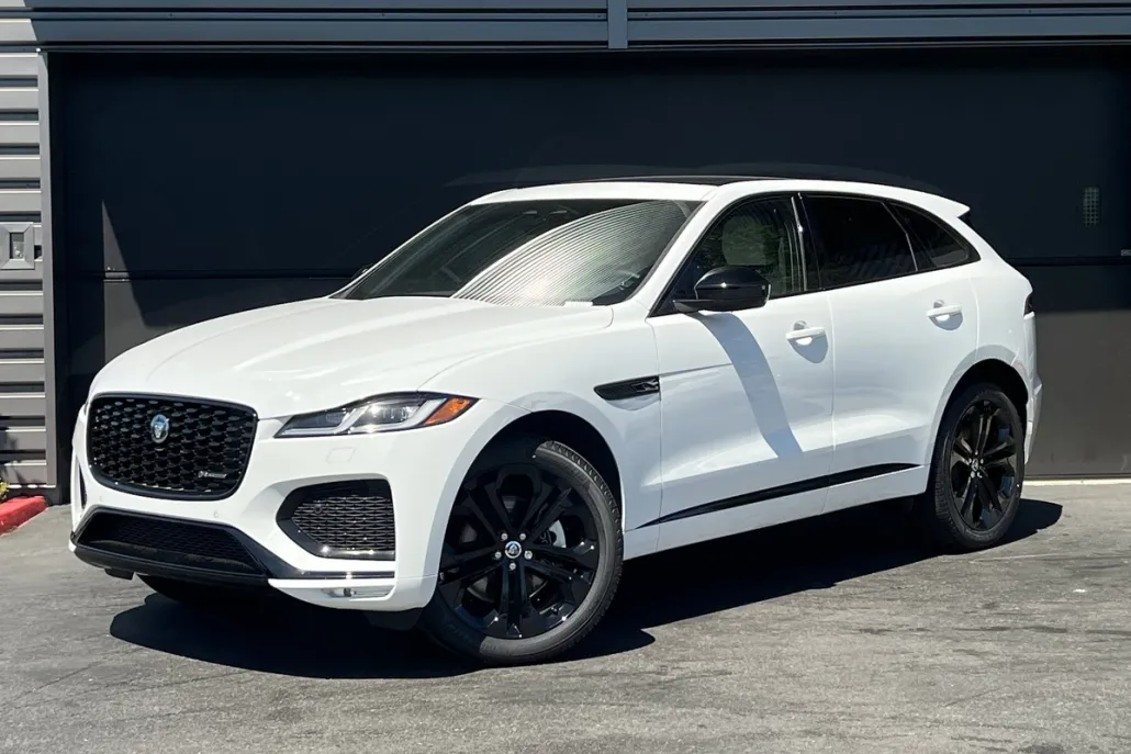 2025 Jaguar F-PACE P250 R-Dynamic S photo 1