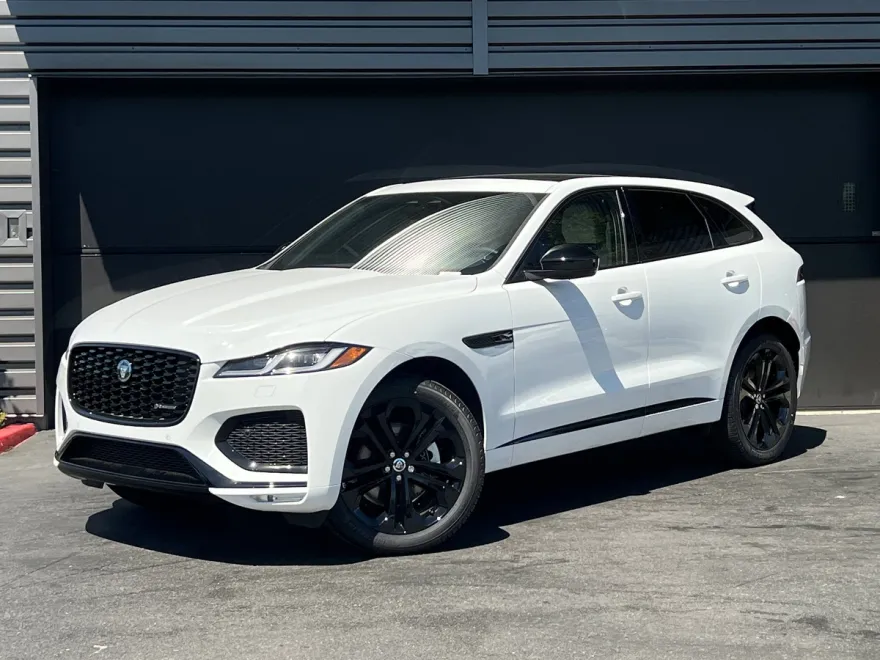 2025 Jaguar F-PACE P250 R-Dynamic S photo 1