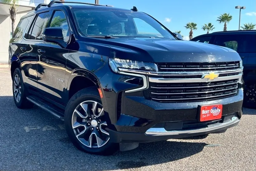 2023 Chevrolet Tahoe LT photo 1