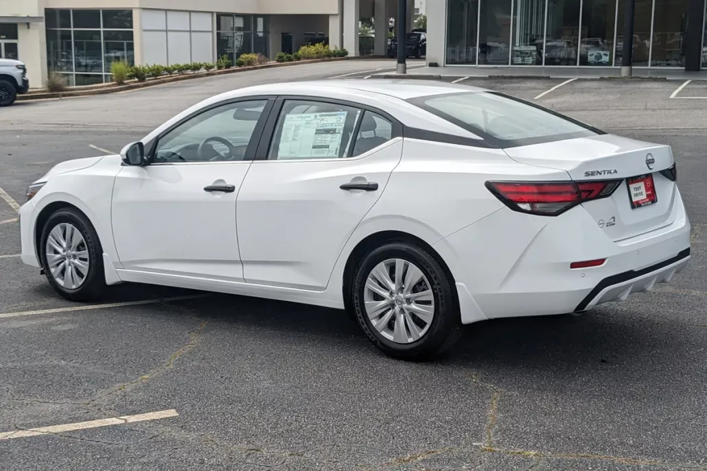 2025 Nissan Sentra S photo 1