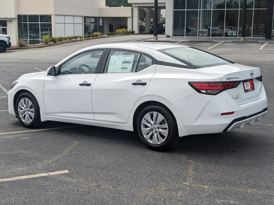 2025 Nissan Sentra S photo 1