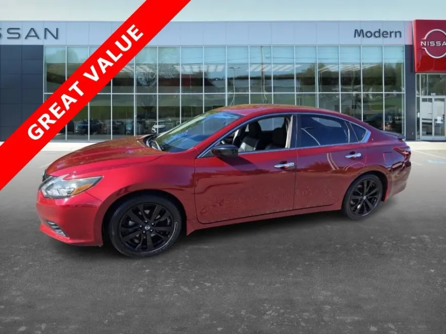 2017 Nissan Altima 2.5 SR photo 1