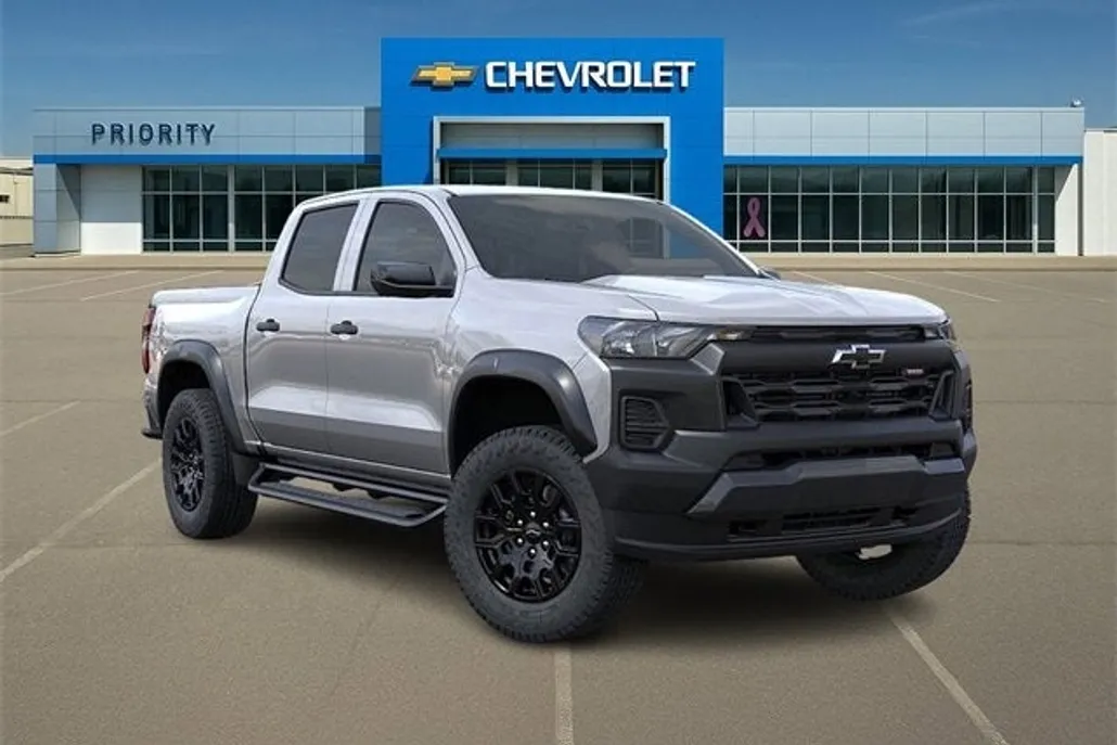 2026 Chevrolet Colorado Trail Boss photo 1