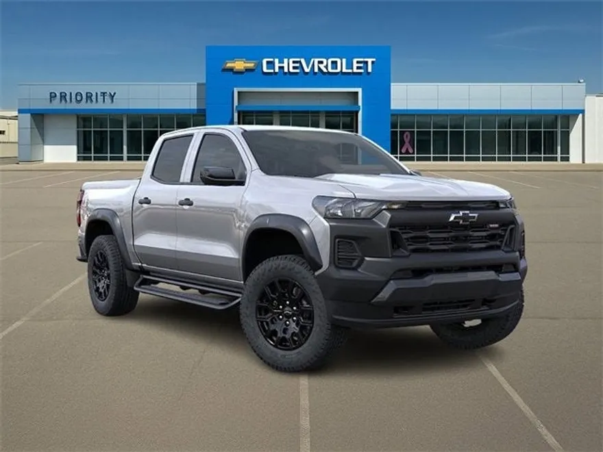 2026 Chevrolet Colorado Trail Boss photo 1