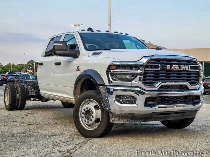 2025 Ram 5500 Tradesman photo 1