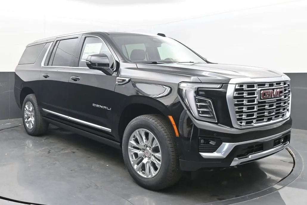 2025 Gmc Yukon XL Denali photo 1