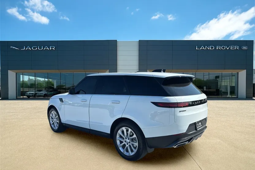 2025 Land Rover Range Rover Sport SE photo 1