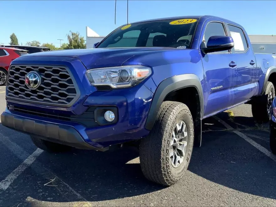 2023 Toyota Tacoma TRD V6 photo 1