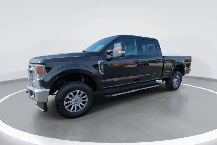 2021 Ford F-350 Lariat photo 1