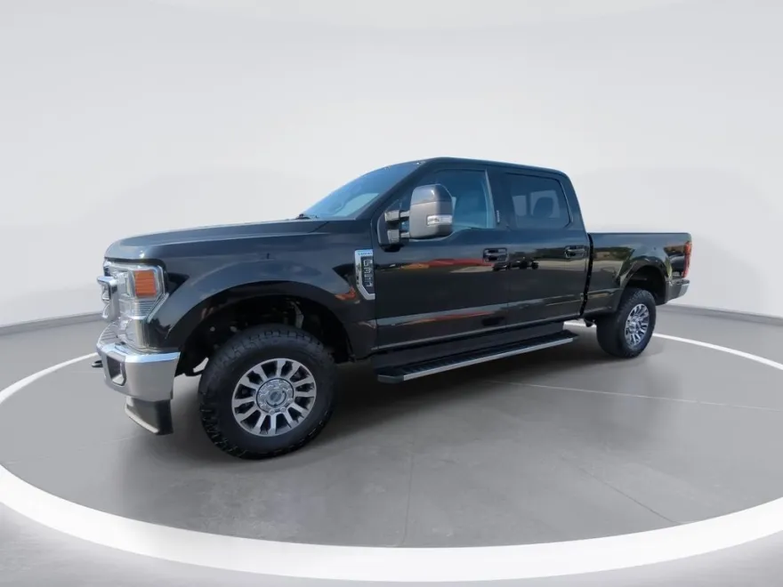 2021 Ford F-350 Lariat photo 1