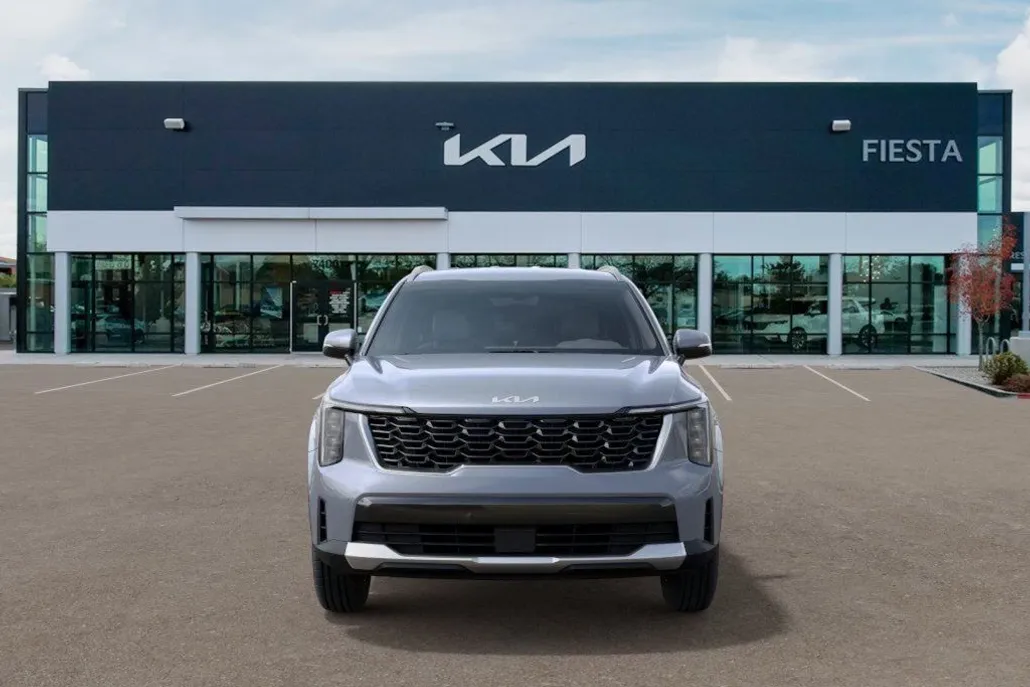 2025 Kia Sorento S photo 1