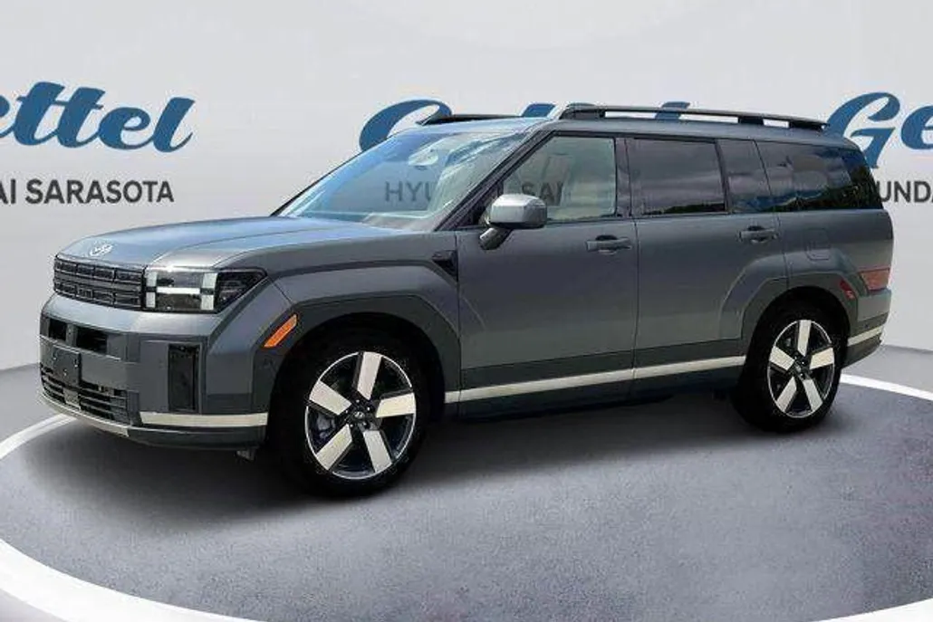 2025 Hyundai Santa Fe Limited photo 1