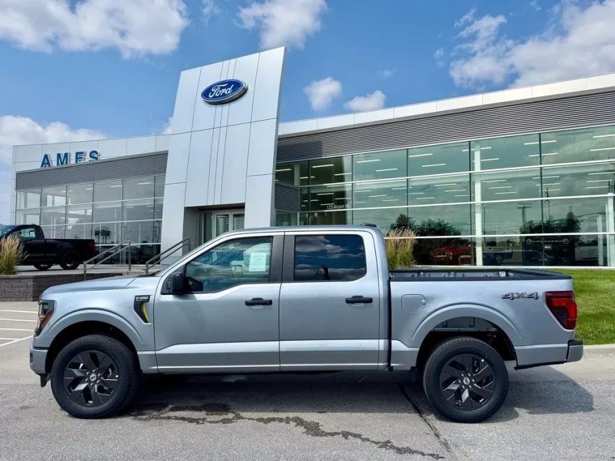 2025 Ford F-150 STX photo 1