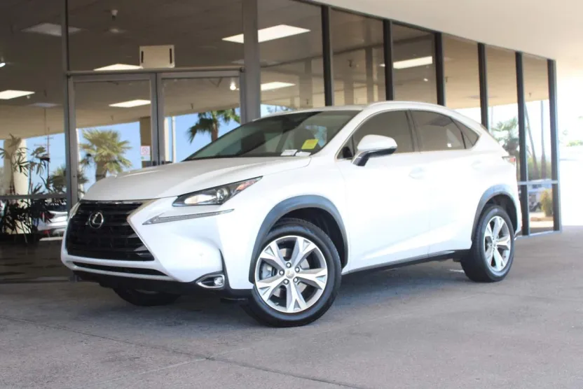 2017 Lexus NX 200t Luxury photo 1