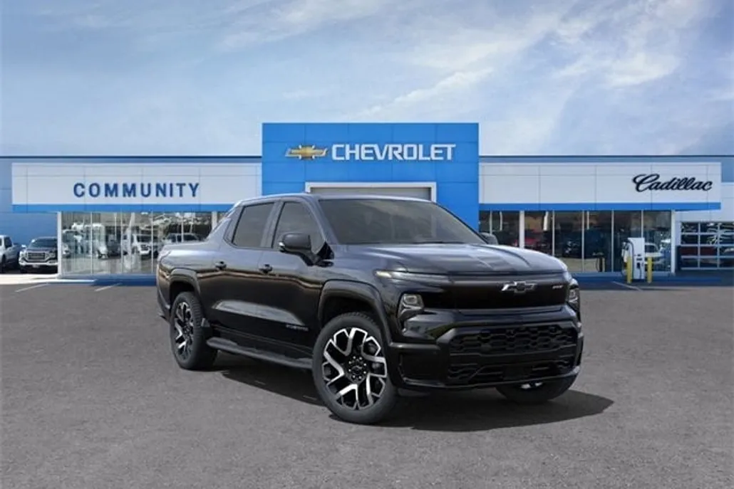 2024 Chevrolet Silverado EV RST photo 1