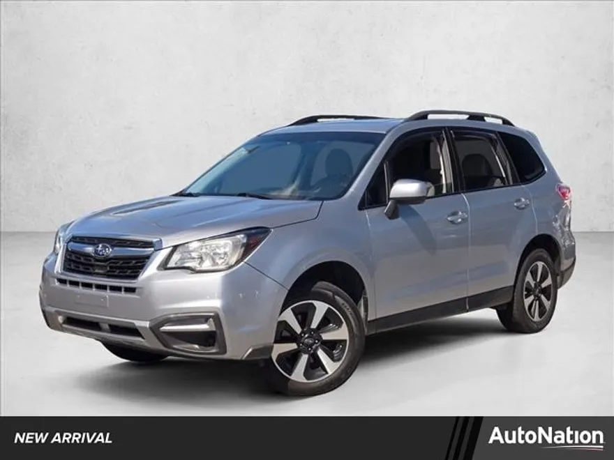 2018 Subaru Forester 2.5i Premium photo 1