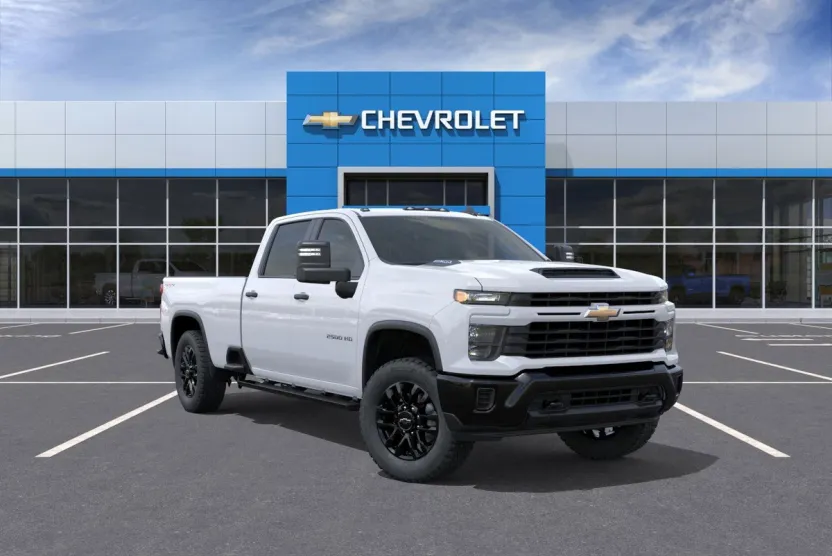 2025 Chevrolet Silverado 2500HD Custom photo 1