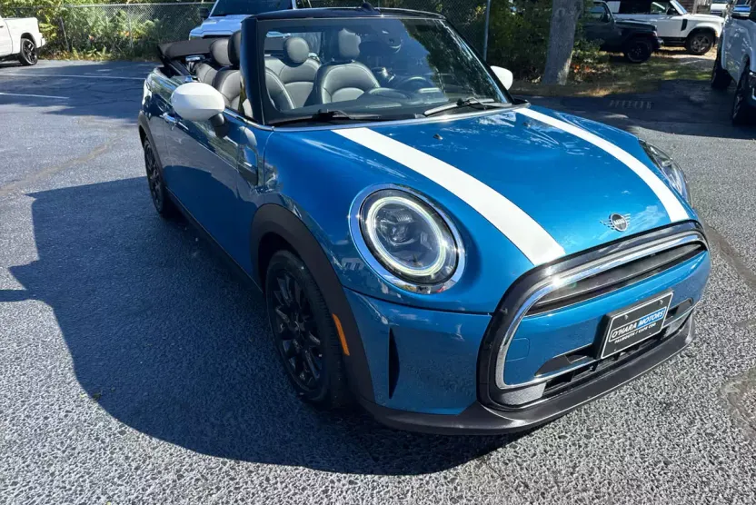 2022 Mini Cooper Convertible photo 1