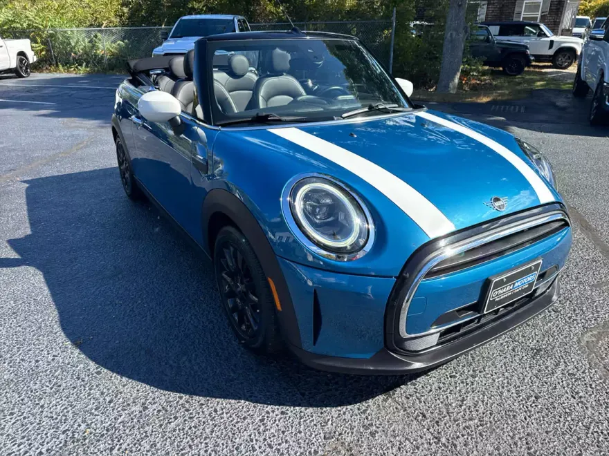 2022 Mini Cooper Convertible photo 1