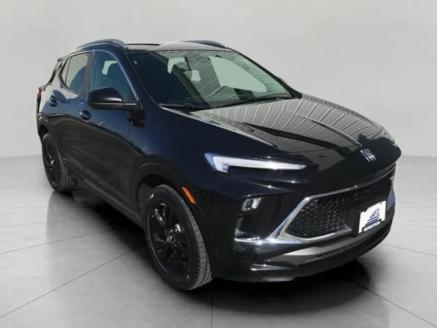 2024 Buick Encore GX Sport Touring photo 1