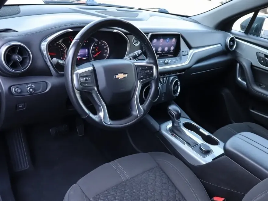 2019 Chevrolet Blazer Base 2LT photo 1