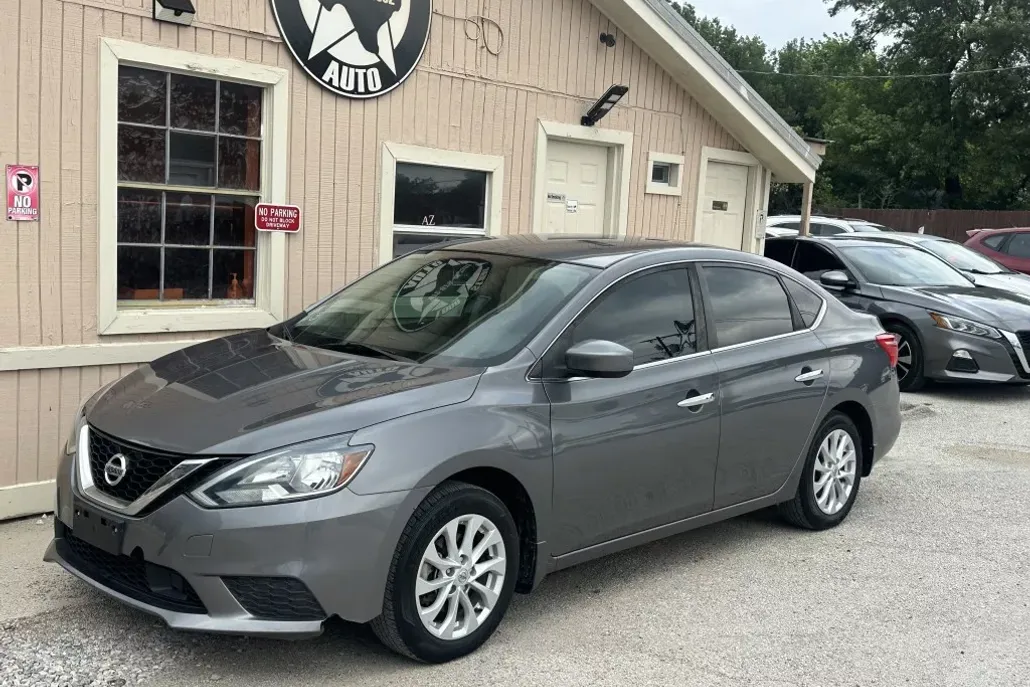 2010 Toyota Corolla Base photo 1