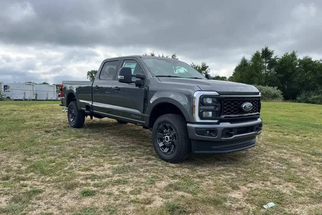 2026 Ford F-350 XL photo 1