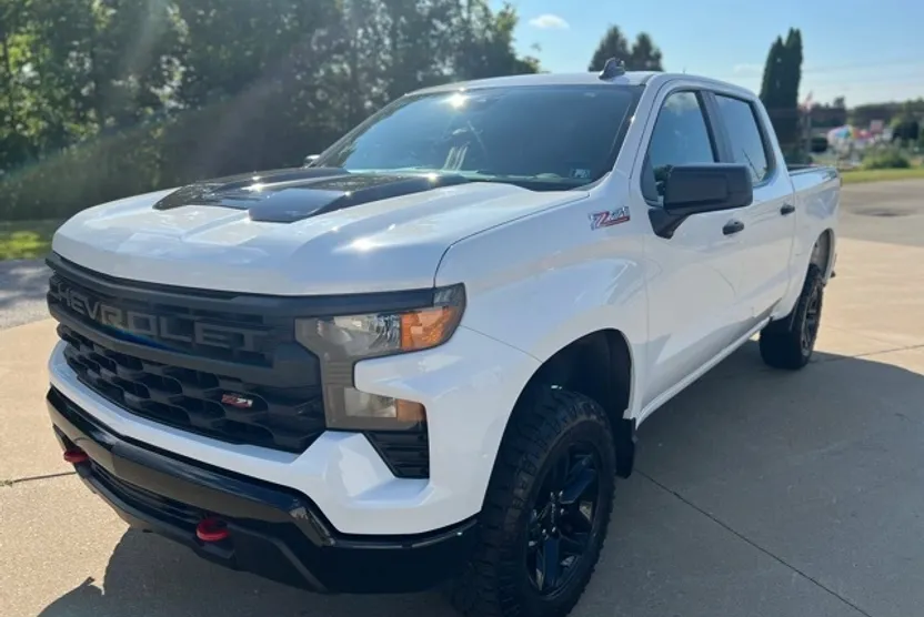2022 Chevrolet Silverado 1500 Custom Trail Boss photo 1