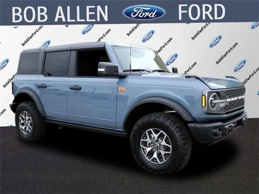 2025 Ford Bronco Badlands photo 1