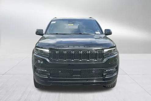 2025 Jeep Wagoneer Carbide photo 2