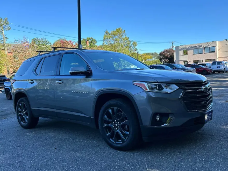 2020 Chevrolet Traverse RS photo 1