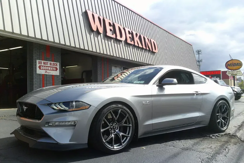 2020 Ford Mustang GT photo 1