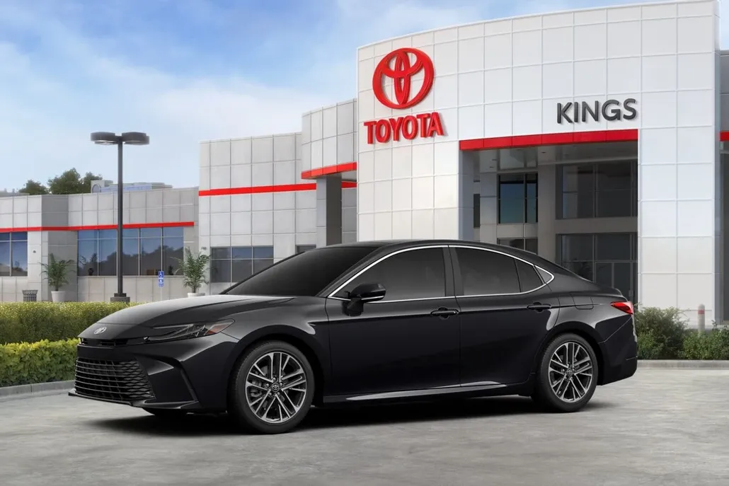 2026 Toyota Camry XLE photo 1