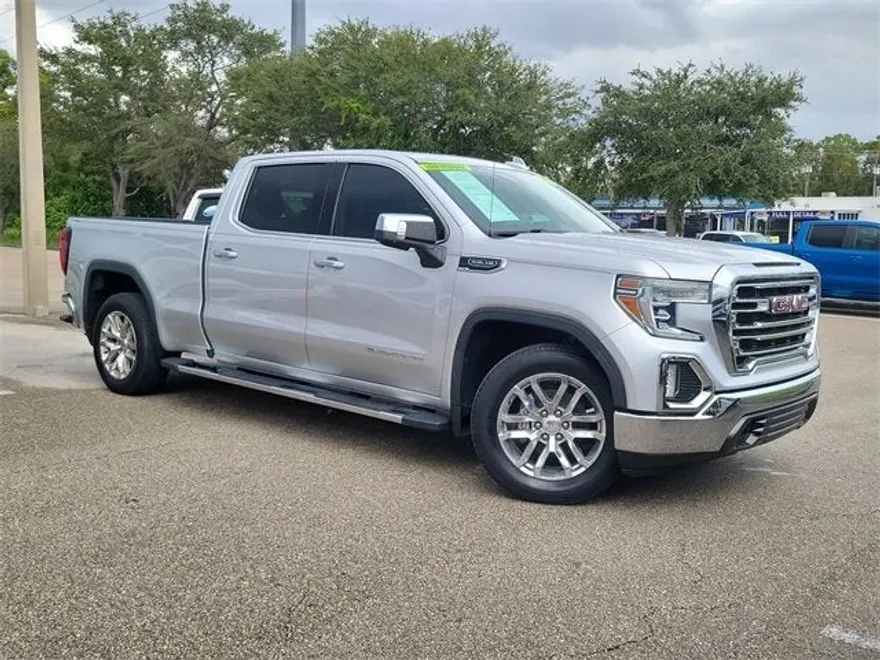 2019 Gmc Sierra 1500 SLT photo 1