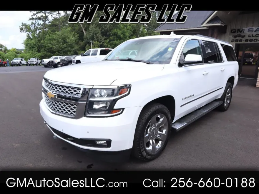 2018 Chevrolet Suburban LT photo 1