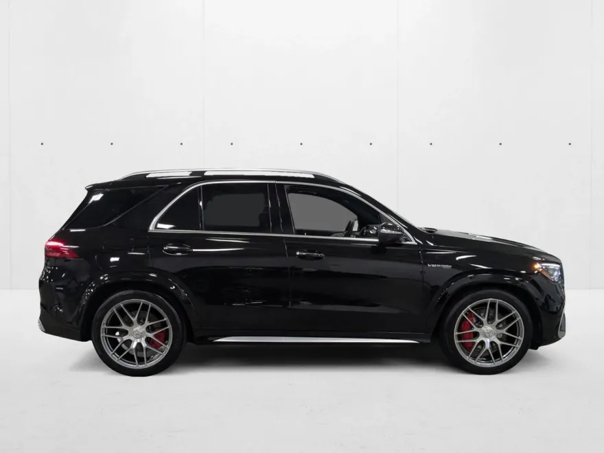 2024 Mercedes Benz GLE S photo 1