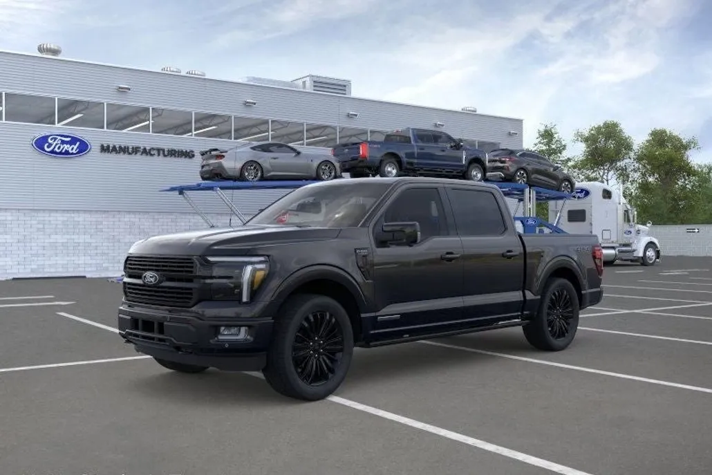 2025 Ford F-150 Platinum photo 1