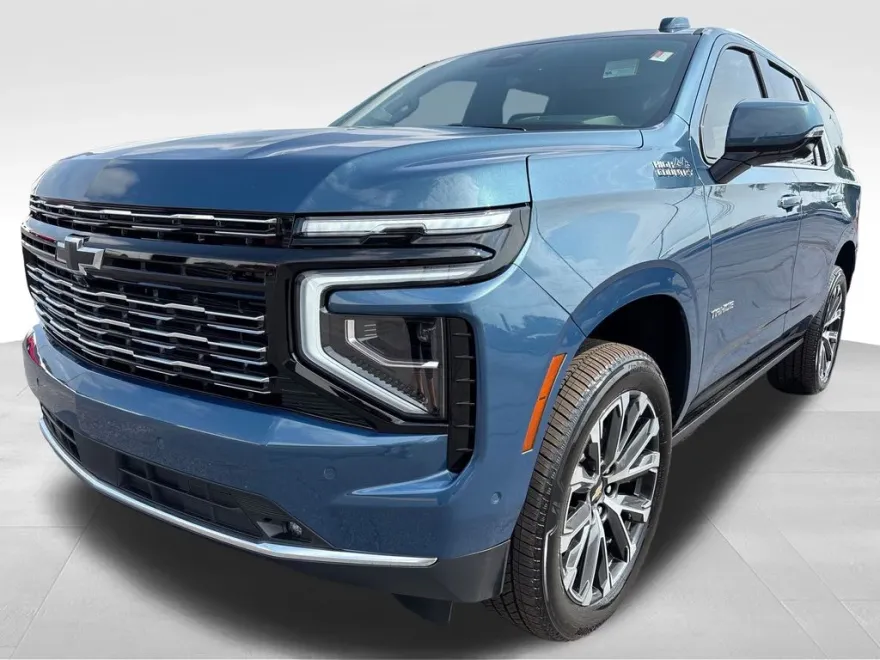 2025 Chevrolet Tahoe High Country photo 1