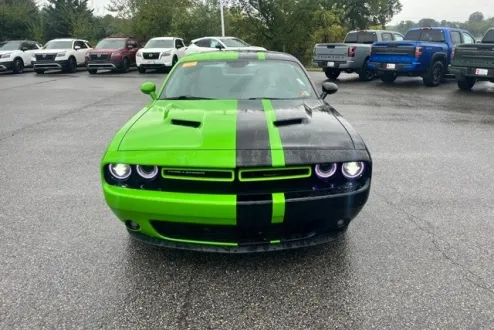 2017 Dodge Challenger GT photo 2