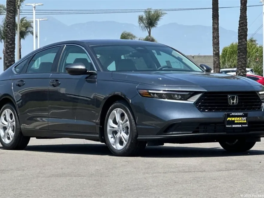 2025 Honda Accord 1.5T LX photo 1