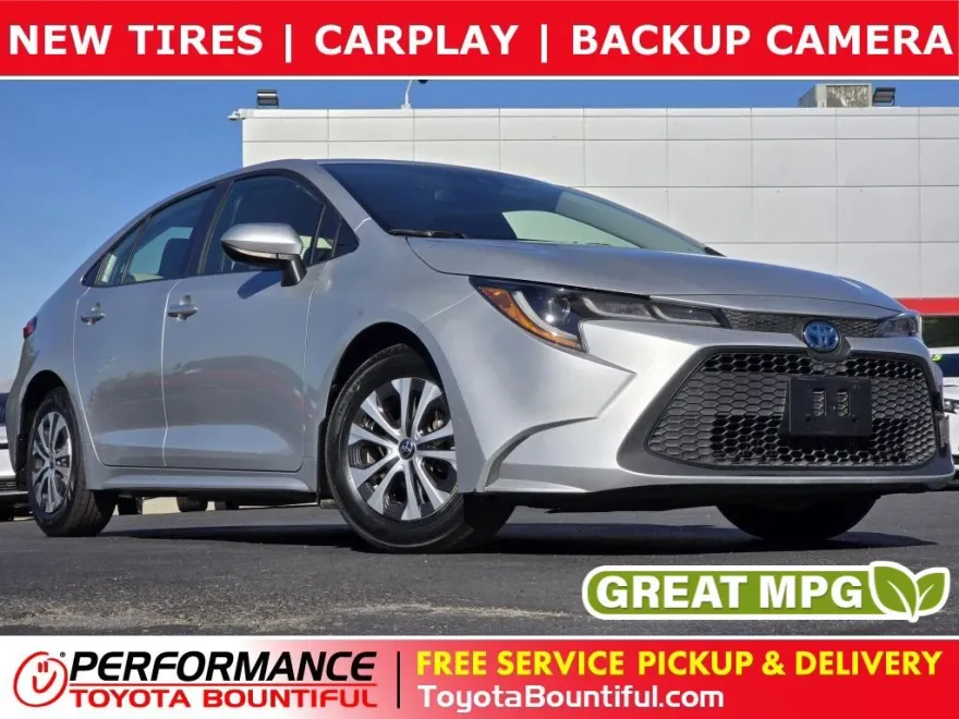 2022 Toyota Corolla Hybrid LE photo 1