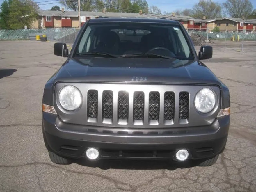 2013 Jeep Patriot Sport photo 1