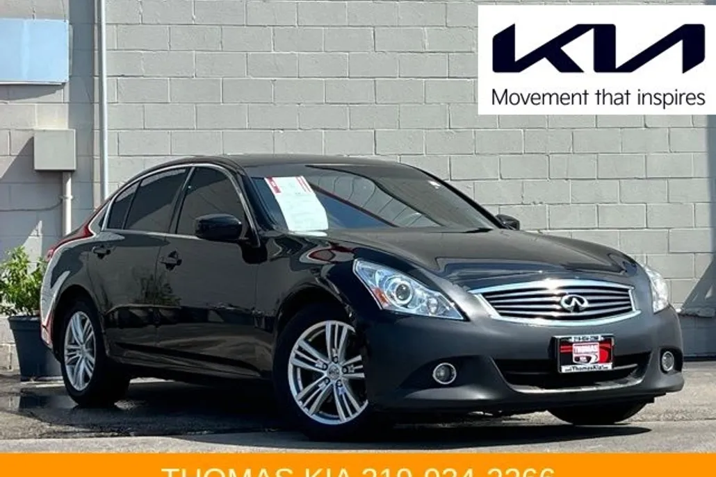2015 Infiniti Q40 Base photo 1