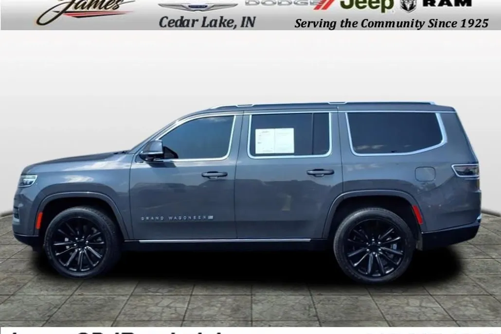 2022 Jeep Grand Wagoneer II photo 1