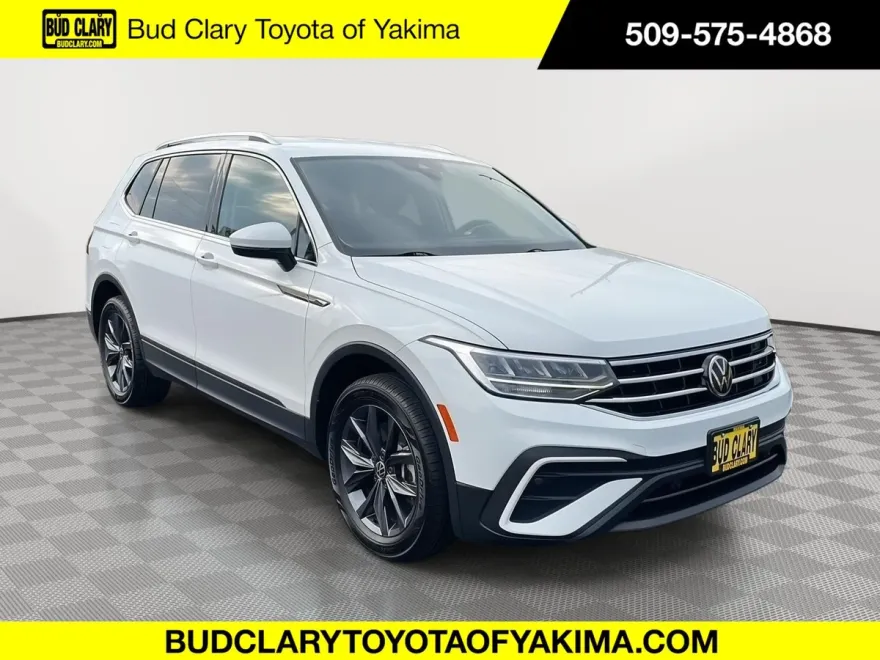 2022 Volkswagen Tiguan SE photo 1