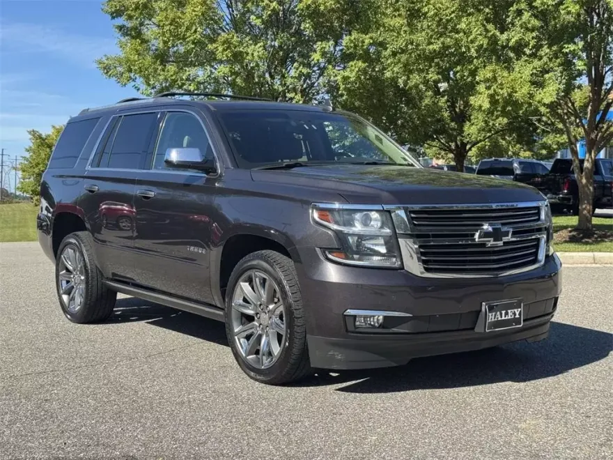 2017 Chevrolet Tahoe Premier photo 1
