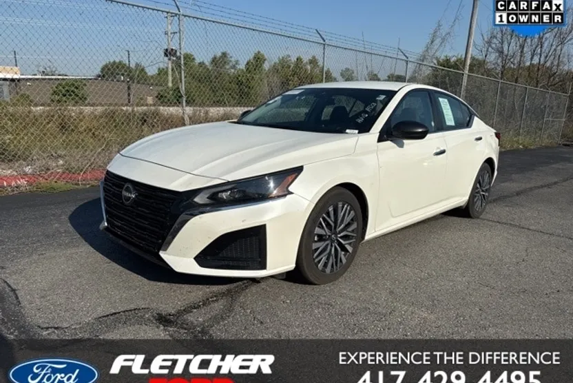 2024 Nissan Altima 2.5 SV photo 1