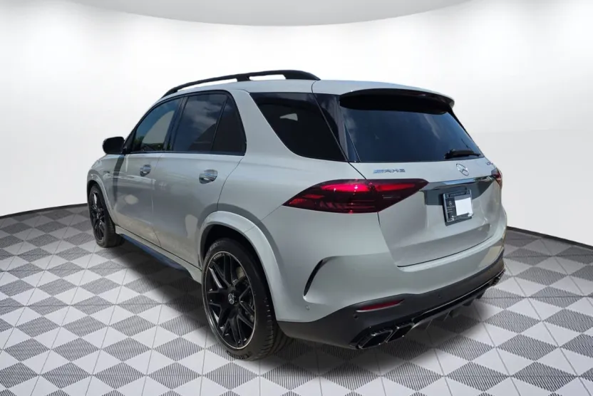 2026 Mercedes Benz GLE AMG 63 S photo 1