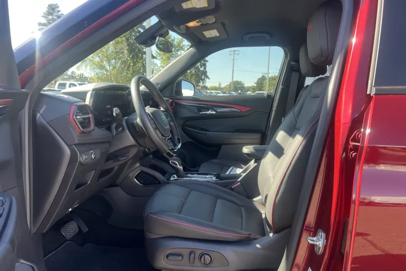 2025 Chevrolet Trailblazer RS photo 1